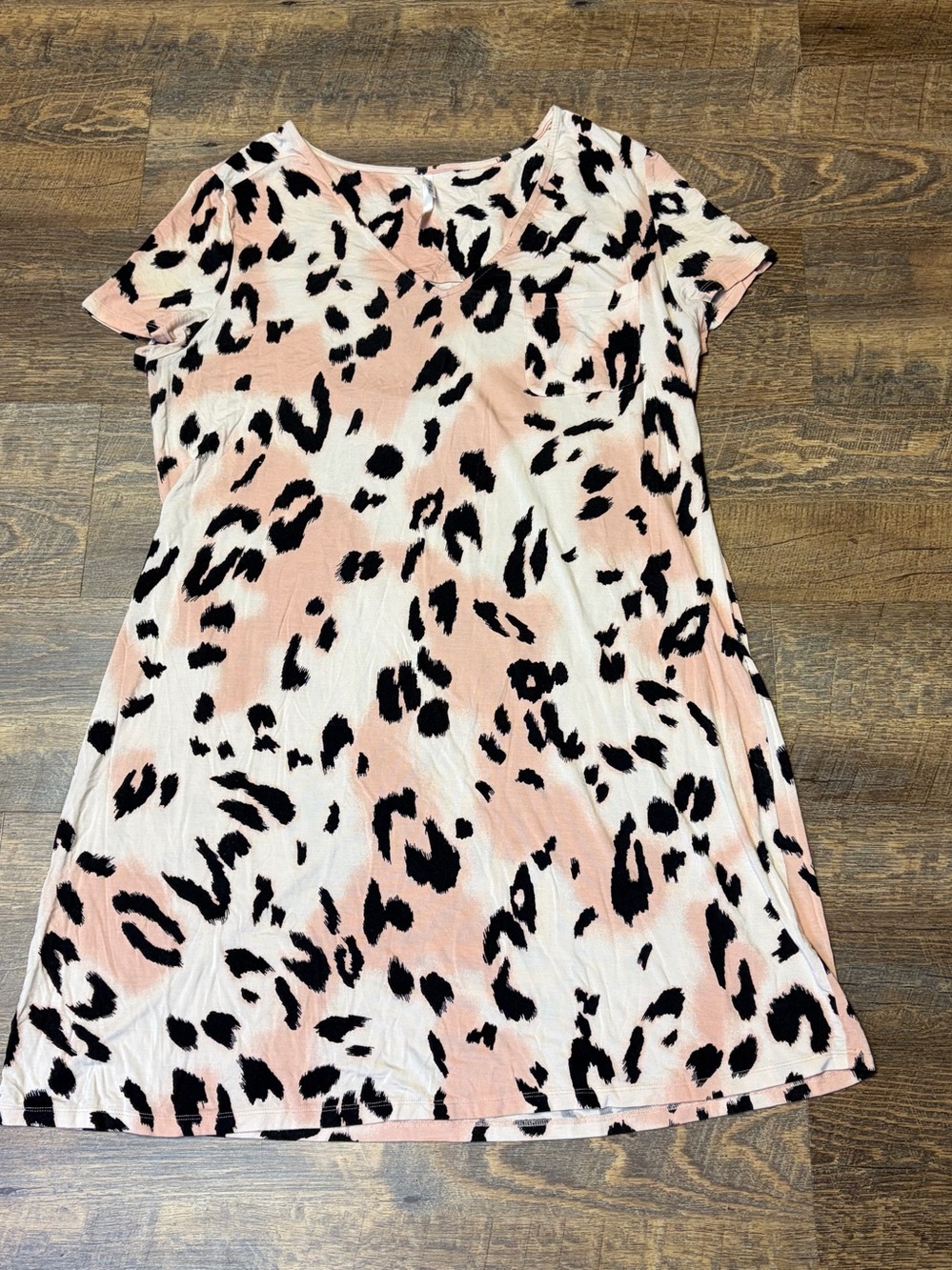 Soma Nightgown My Wildest Dreams Medium Cream Black Peach Animal Soft Stretchy